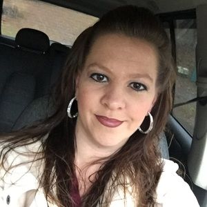 Meet your Posher, Nichole